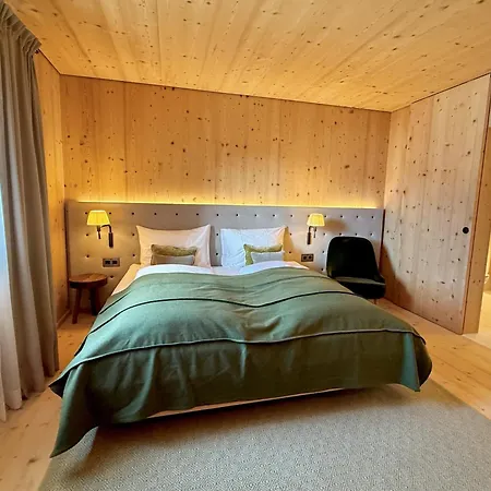 Infinity Sky By Belle-stay Heated Pool, Sauna And Lift