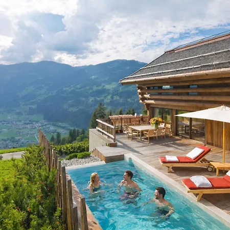 Infinity Sky By Belle-stay Heated Pool, Sauna And Lift *