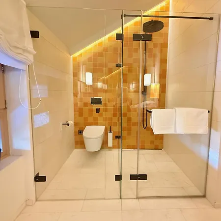 Infinity Sky By Belle-stay Heated Pool, Sauna And Lift Feriehus *