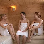 Semesterbostad Infinity Sky By Belle-stay Heated Pool, Sauna And Lift *