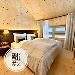 Semesterbostad Infinity Sky By Belle-stay Heated Pool, Sauna And Lift